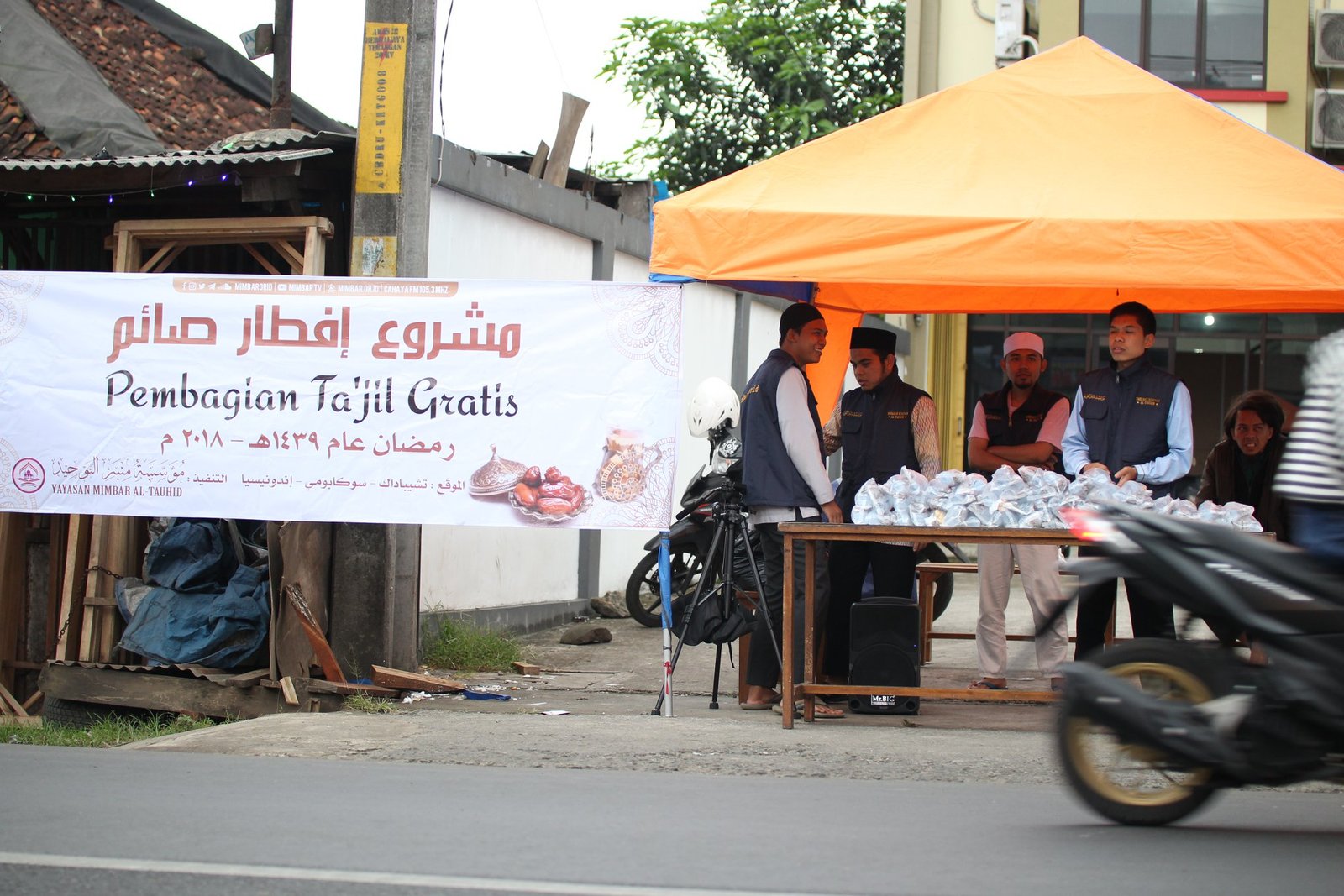 PEMBAGIAN TA'JIL GRATIS