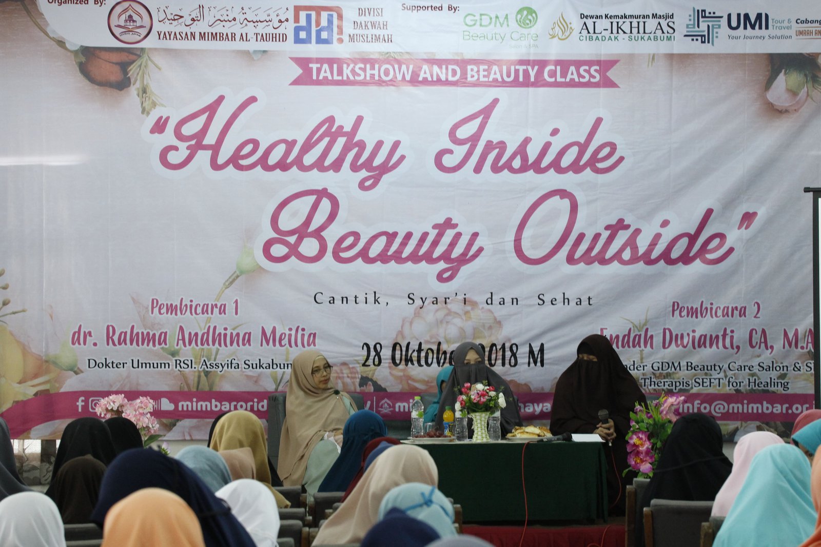 HEALTHY INSIDE BEAUTY OUTSIDE (CANTIK SYAR'I & SEHAT)