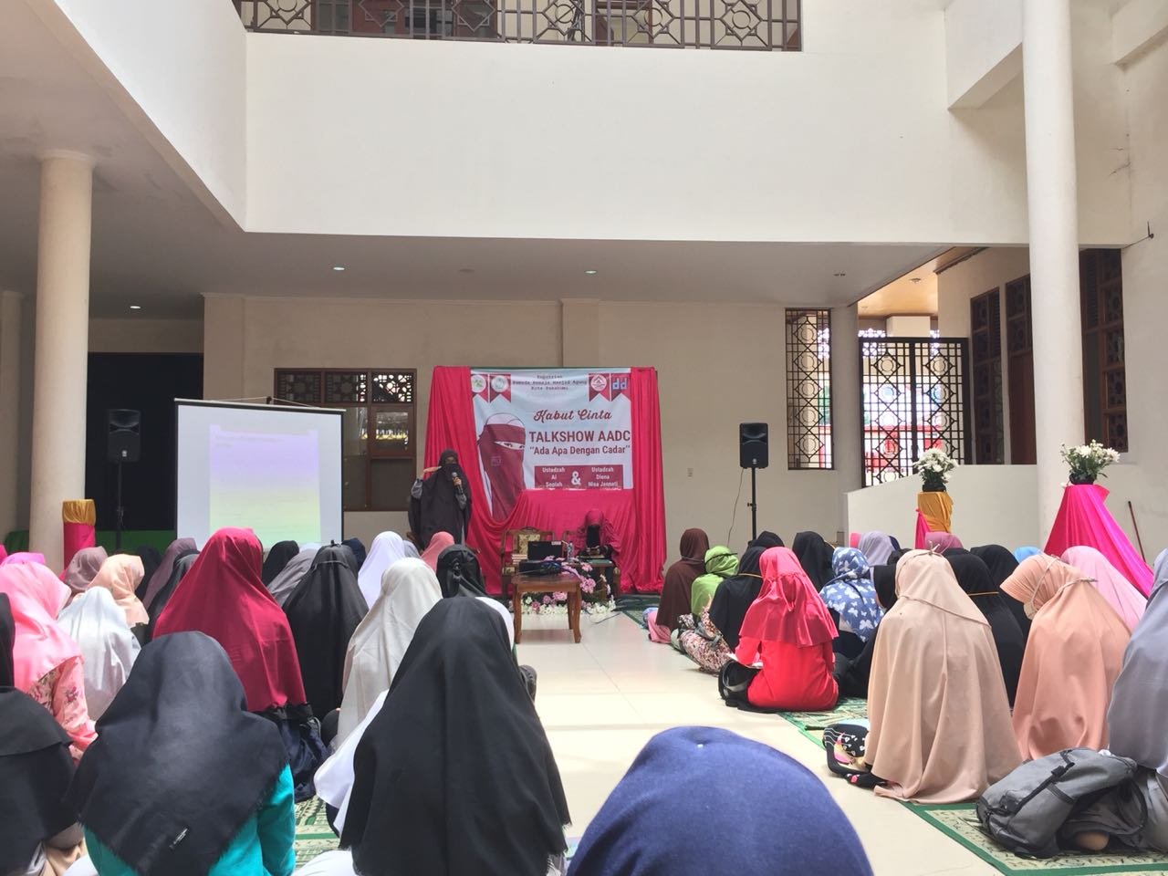 KABUT CINTA (KAJIAN BULANAN AKHWAT CINTA ALLAH)