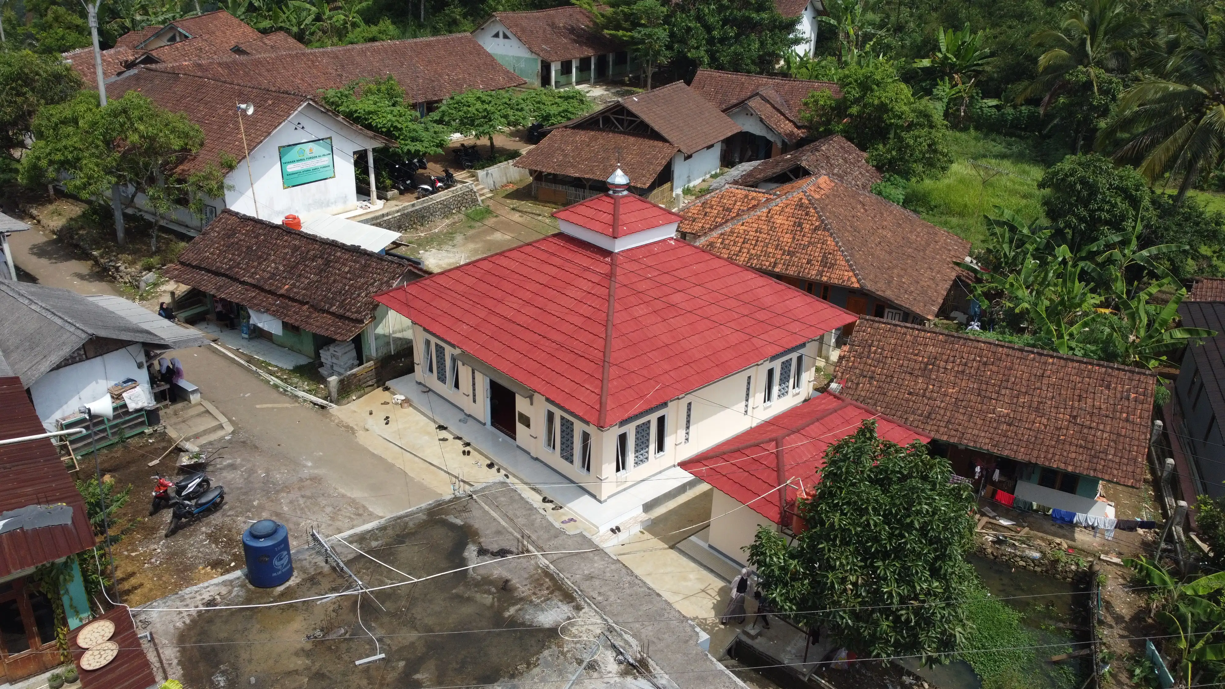Slider Image 4